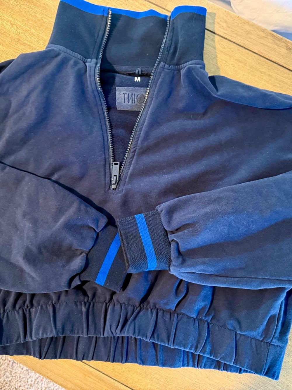 Point Cropped Half-Zip Sweatshirt (Navy) – Size M